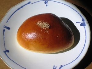 いちごジャムパン